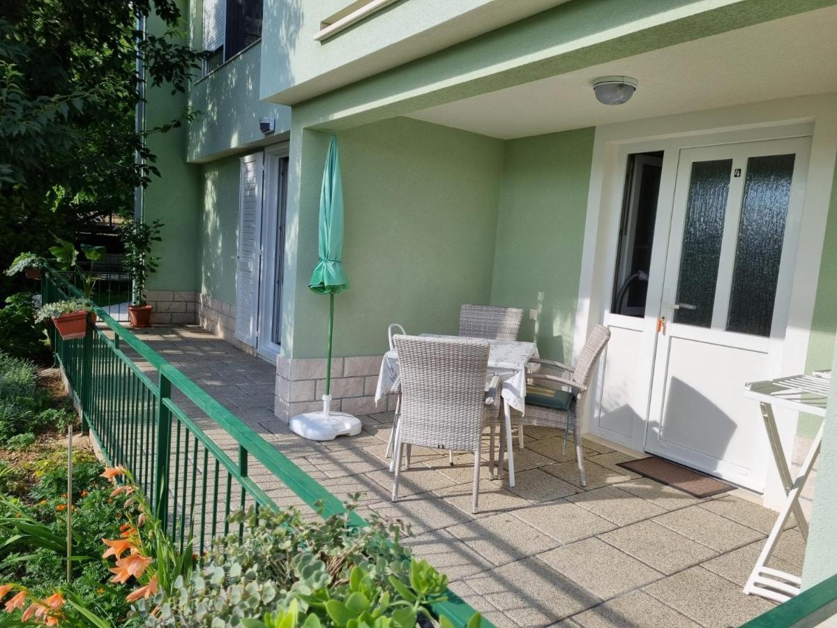 Guesthouse Dominovic Brela Exterior photo