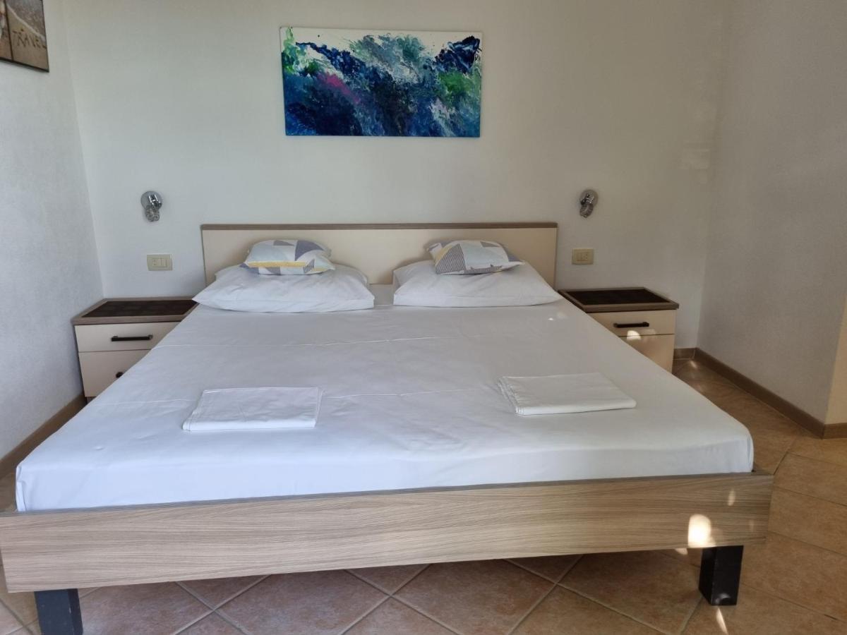 Guesthouse Dominovic Brela Exterior photo