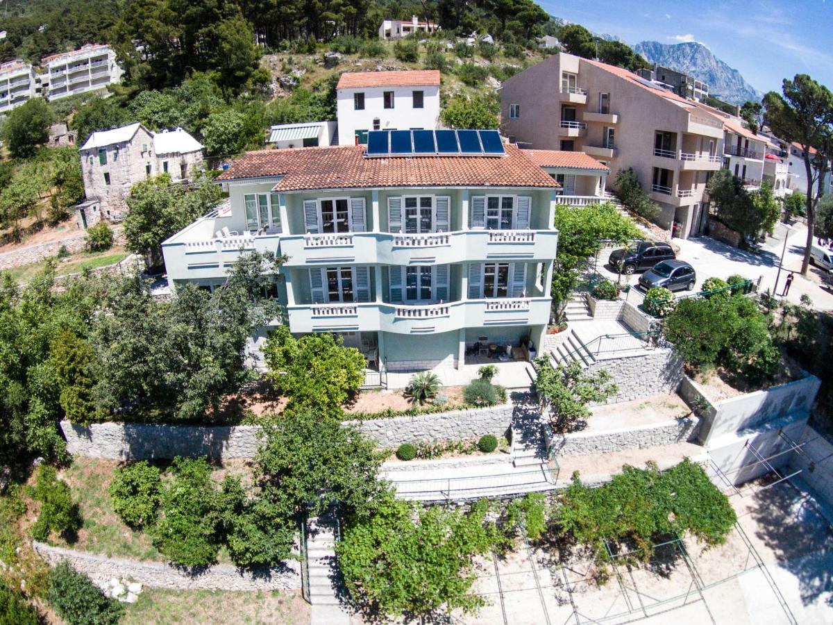 Guesthouse Dominovic Brela Exterior photo